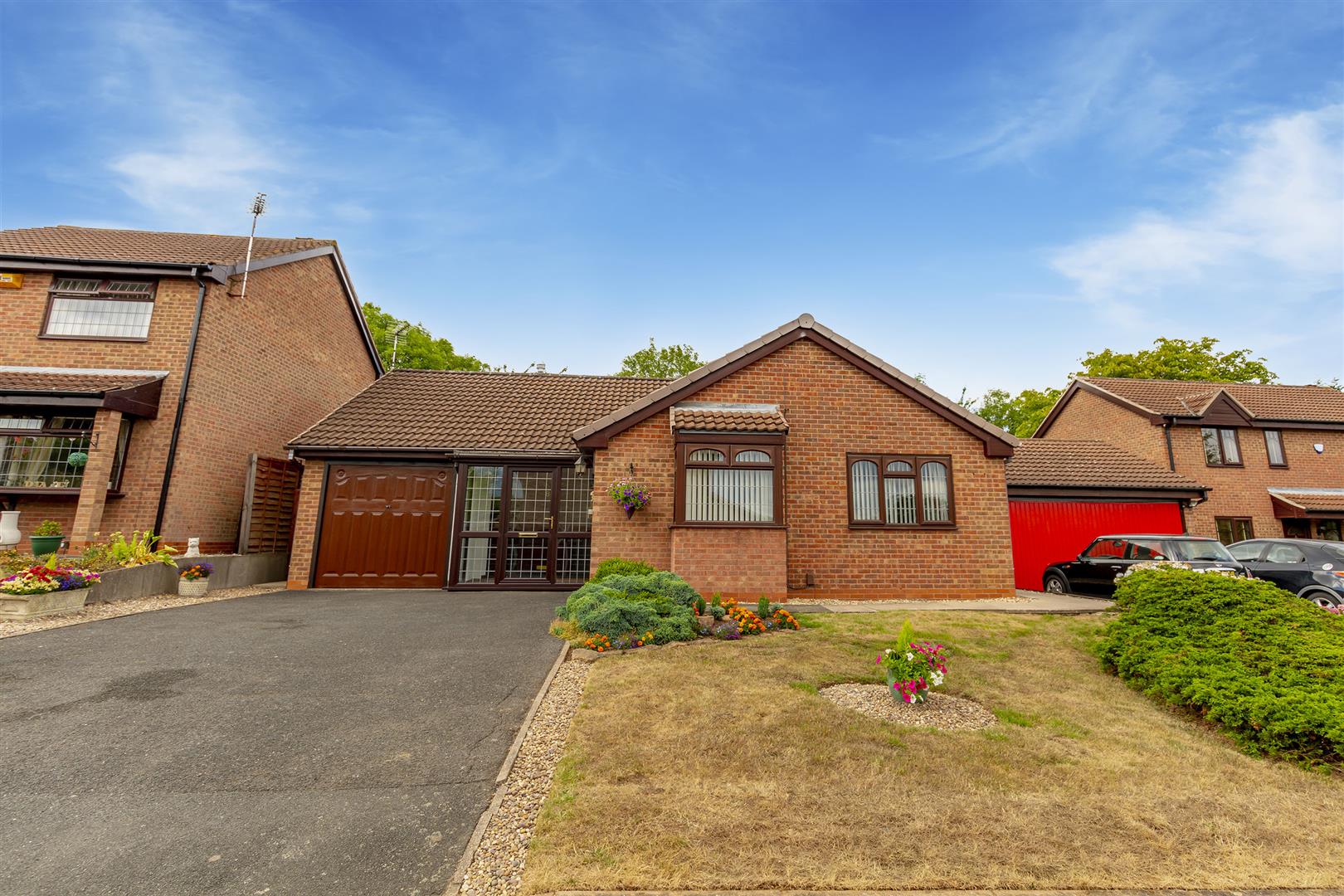 Harewood Close Robert Ellis Estate Agents